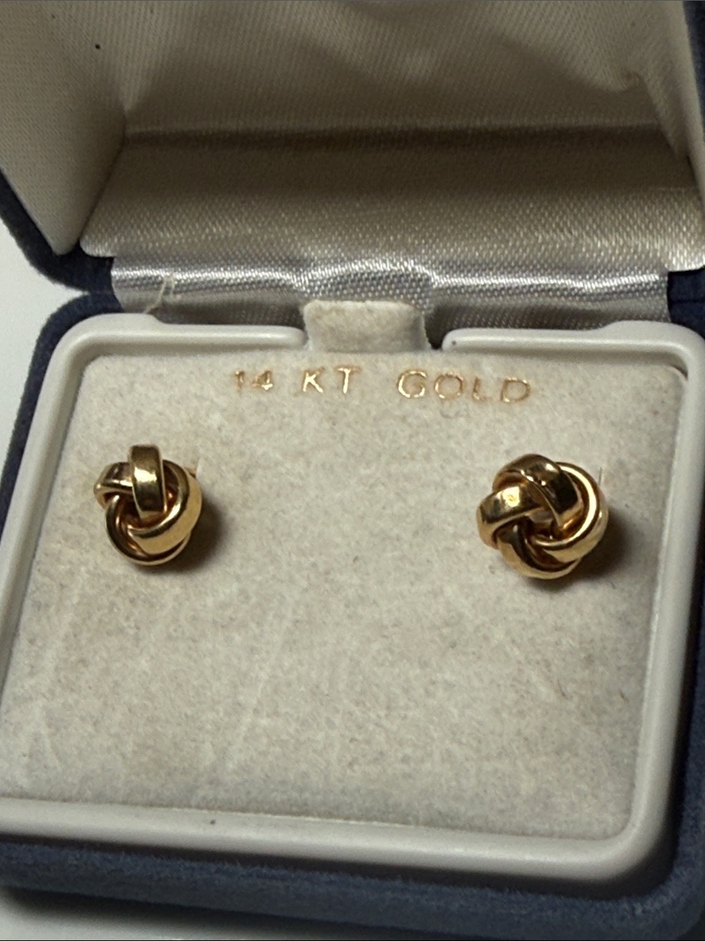 14K Gold Knot Stud Earrings - Elegant Women's Jewelry